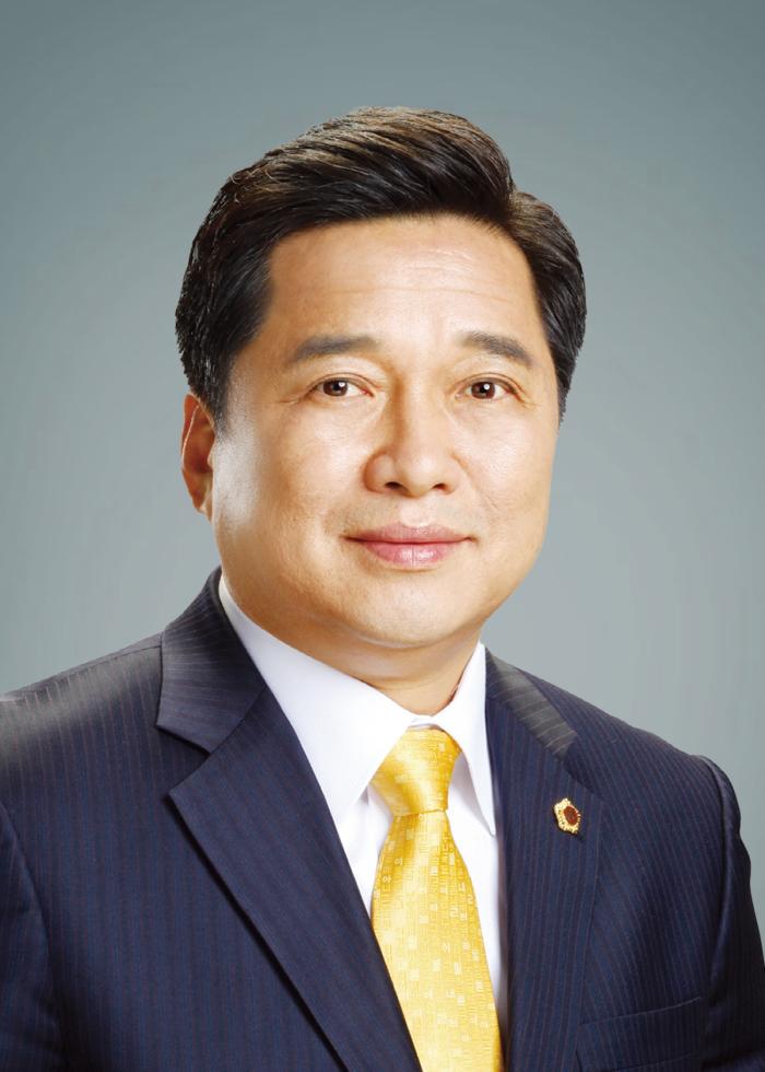 경기도 특수교육 대상자 10명 중 4명, 특수교육 지도사 지원 못 받아 김호겸 도의원, 교육청 자료 분석 결과…지역 간 배치율 격차도 심각 기사 이미지