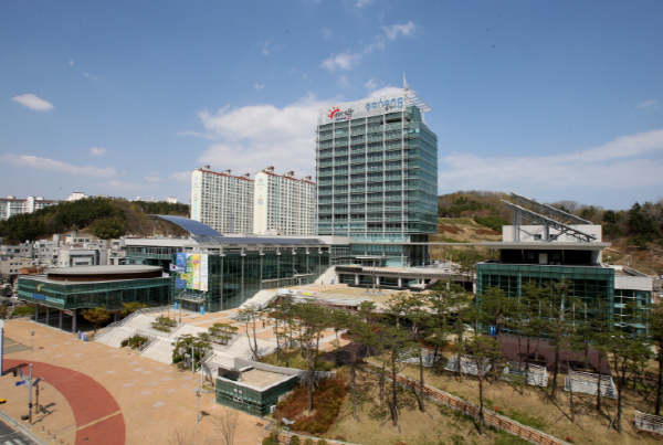 내 삶을 배려하는 조직…포항시, 일·가정 양립 지원제도 본격 시행 기사 이미지
