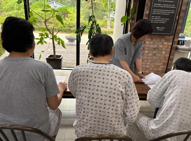 군산시, 민생회복 소비쿠폰‘찾아가는 신청’ 본격 운영 기사 이미지