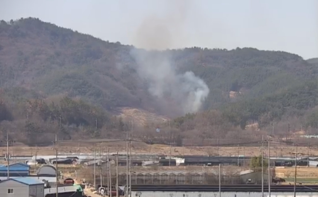 창녕군 남지읍 산불, 주불 진화 완료 기사 이미지